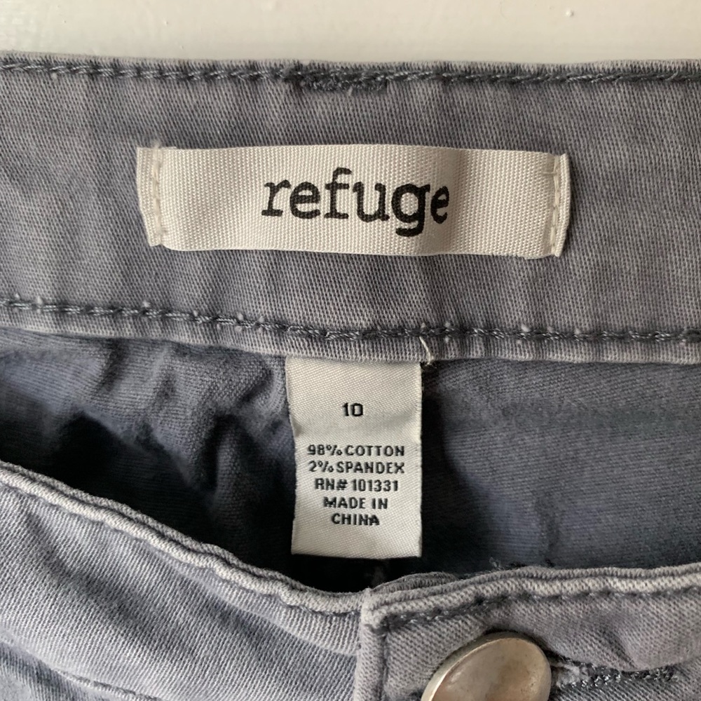 Refuge gray shorts